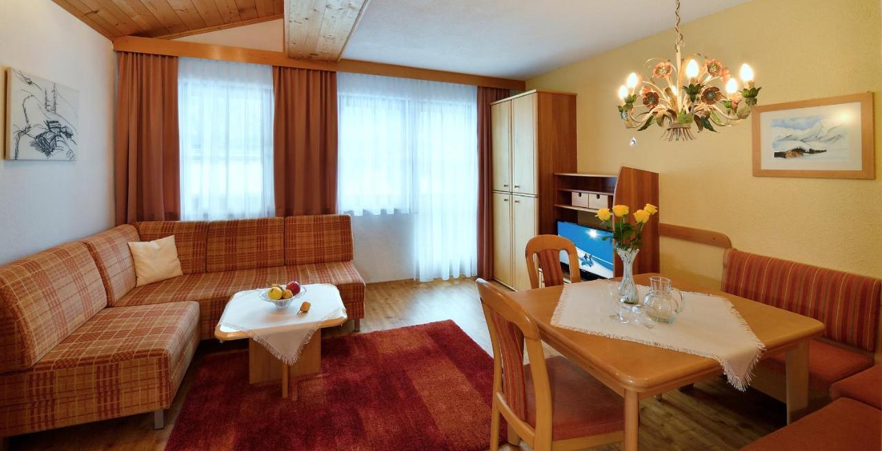 Bed and Breakfast Haus Christaldo à Sankt Anton am Arlberg Extérieur photo
